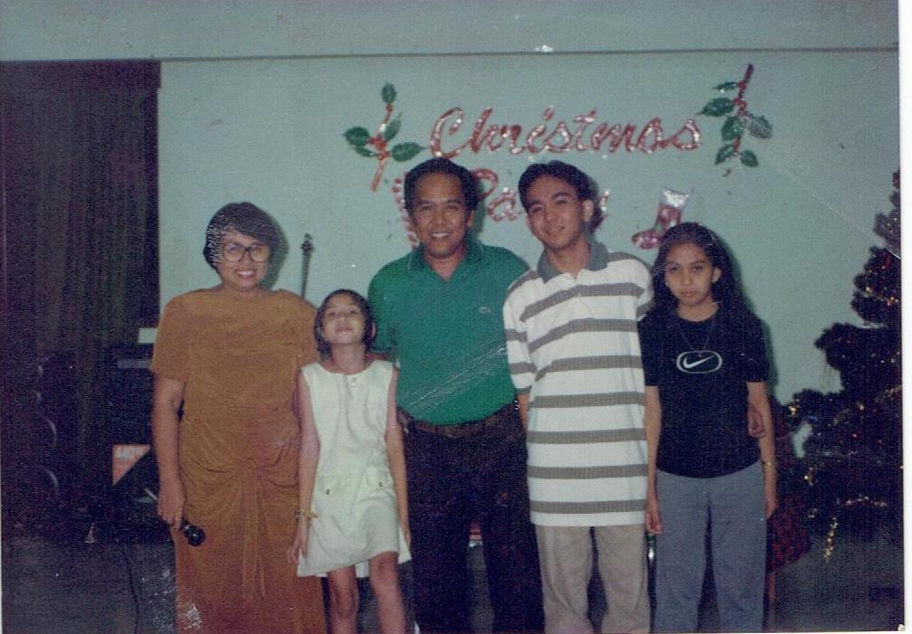 CHRISTMAS FAMILY