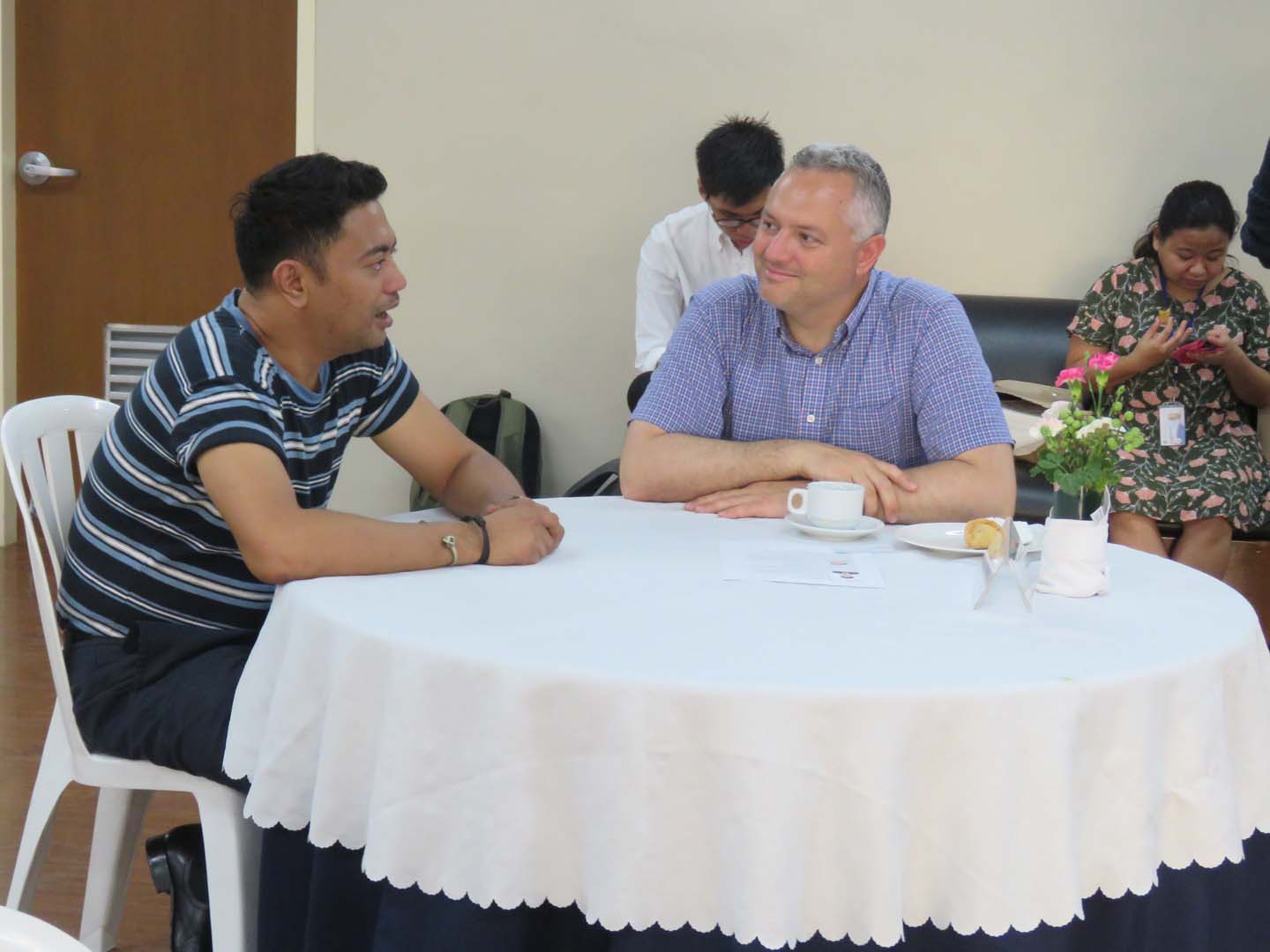Participants during the one-on-one mentoring sessions