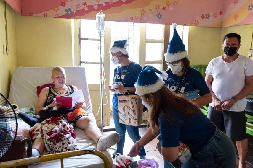 Spreading cheer and nourishment to PGH patients 