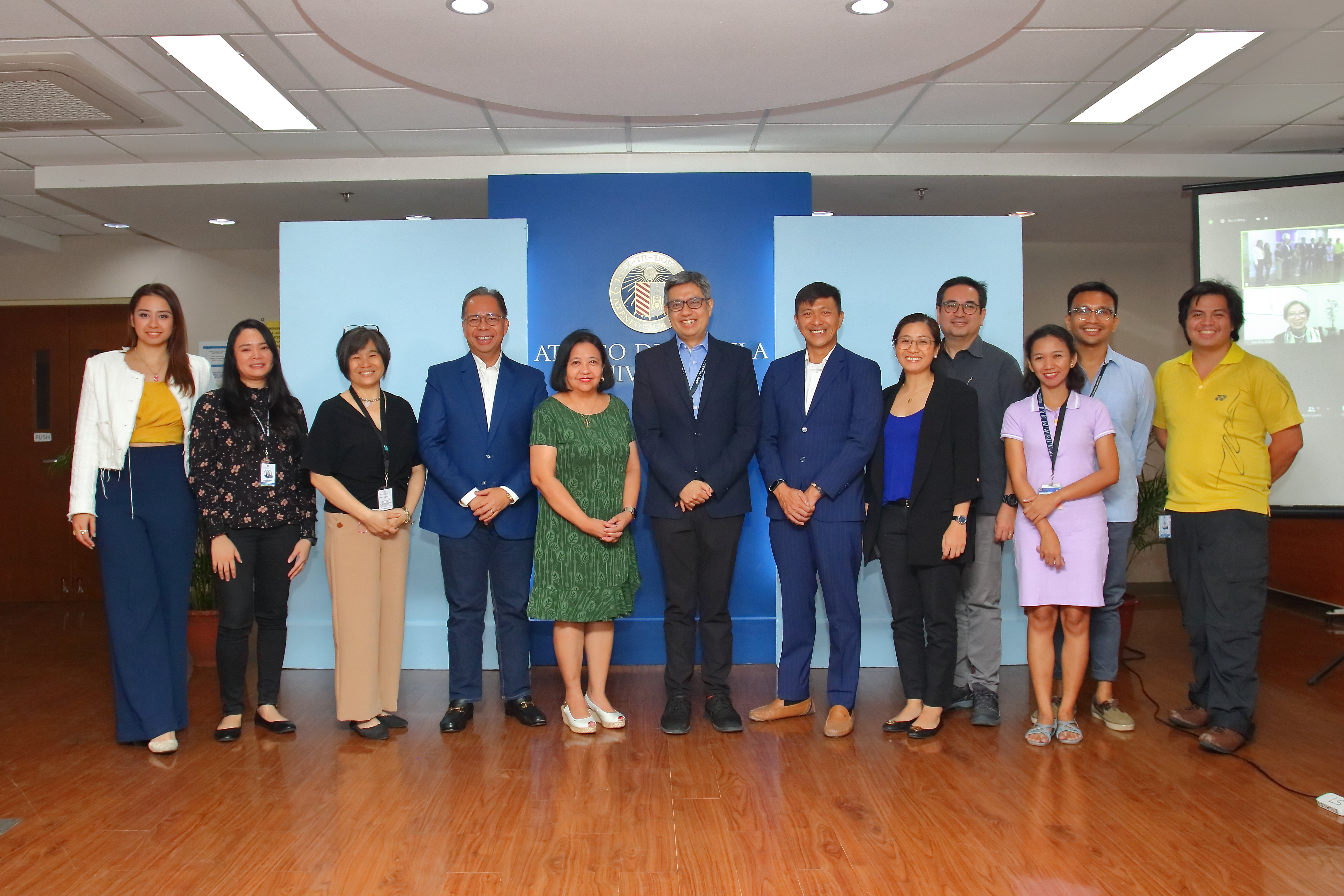 2nd JGSOM Graduate Research Colloquium Photo-op