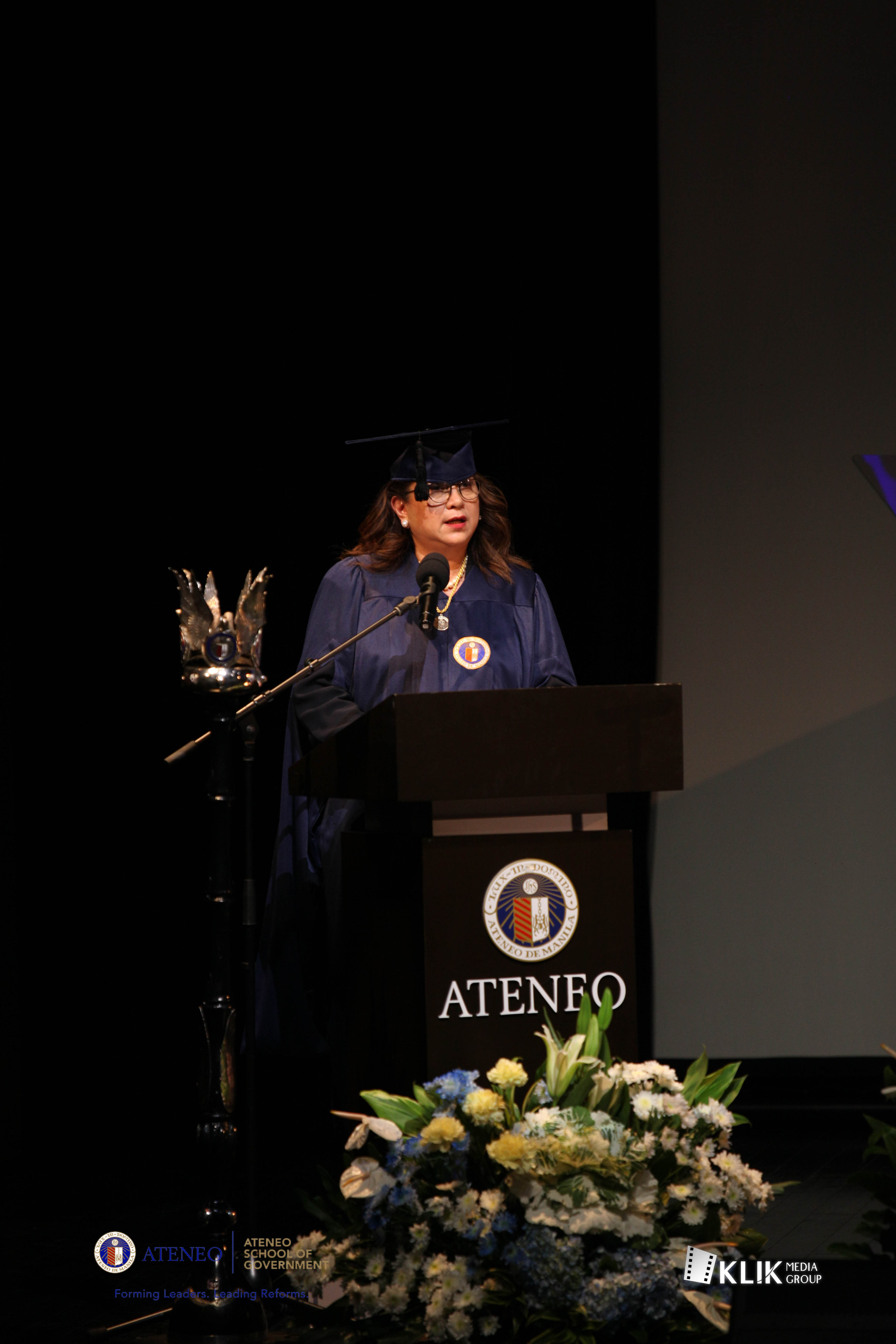 ASoG Class of 2022 Valedictorian Jamie Agbayani delivers her valedictory speech