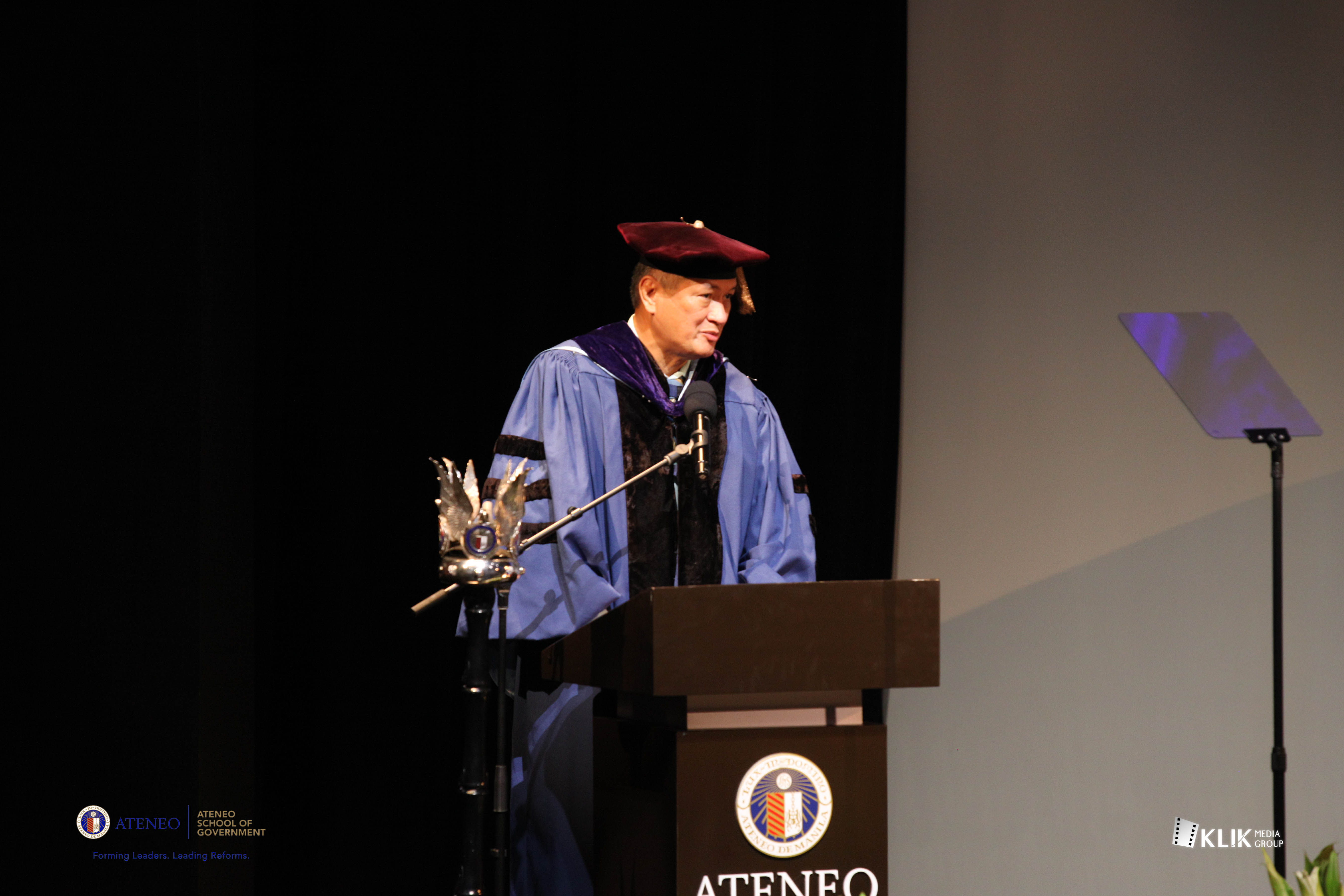 Former ASOG Dean Tony La Viña gives the 2022 ASOG Commencement Speech