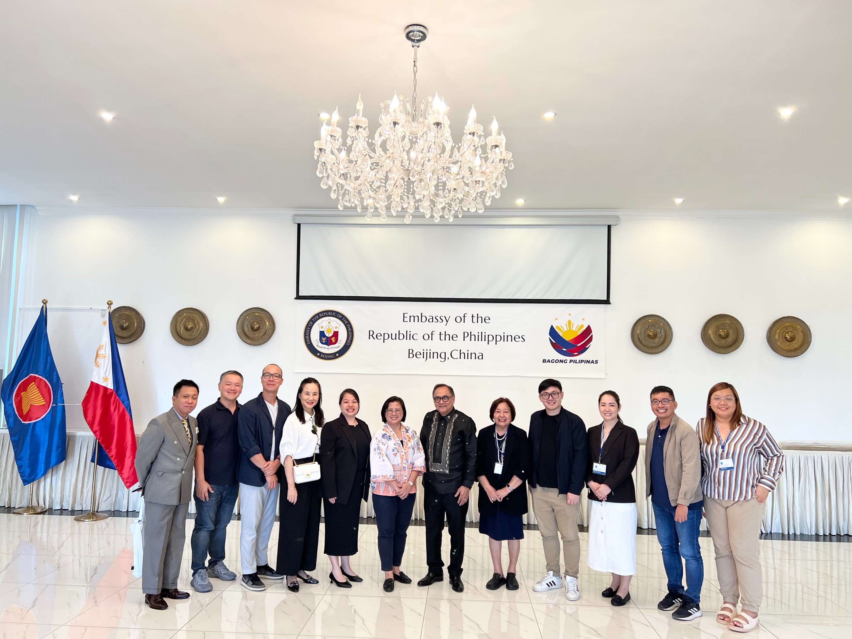 The delegation with HE Jaime FlorCruz