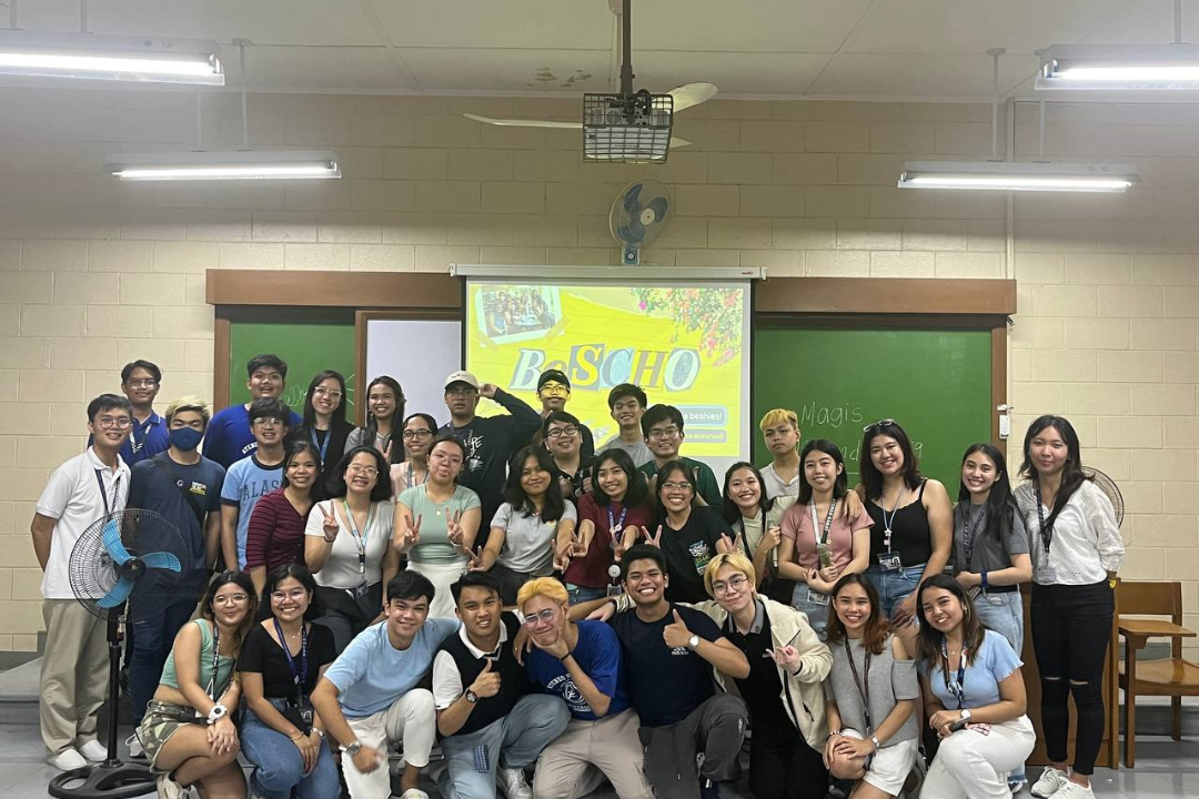 Karen with more friends, orgmates, and batchmates 