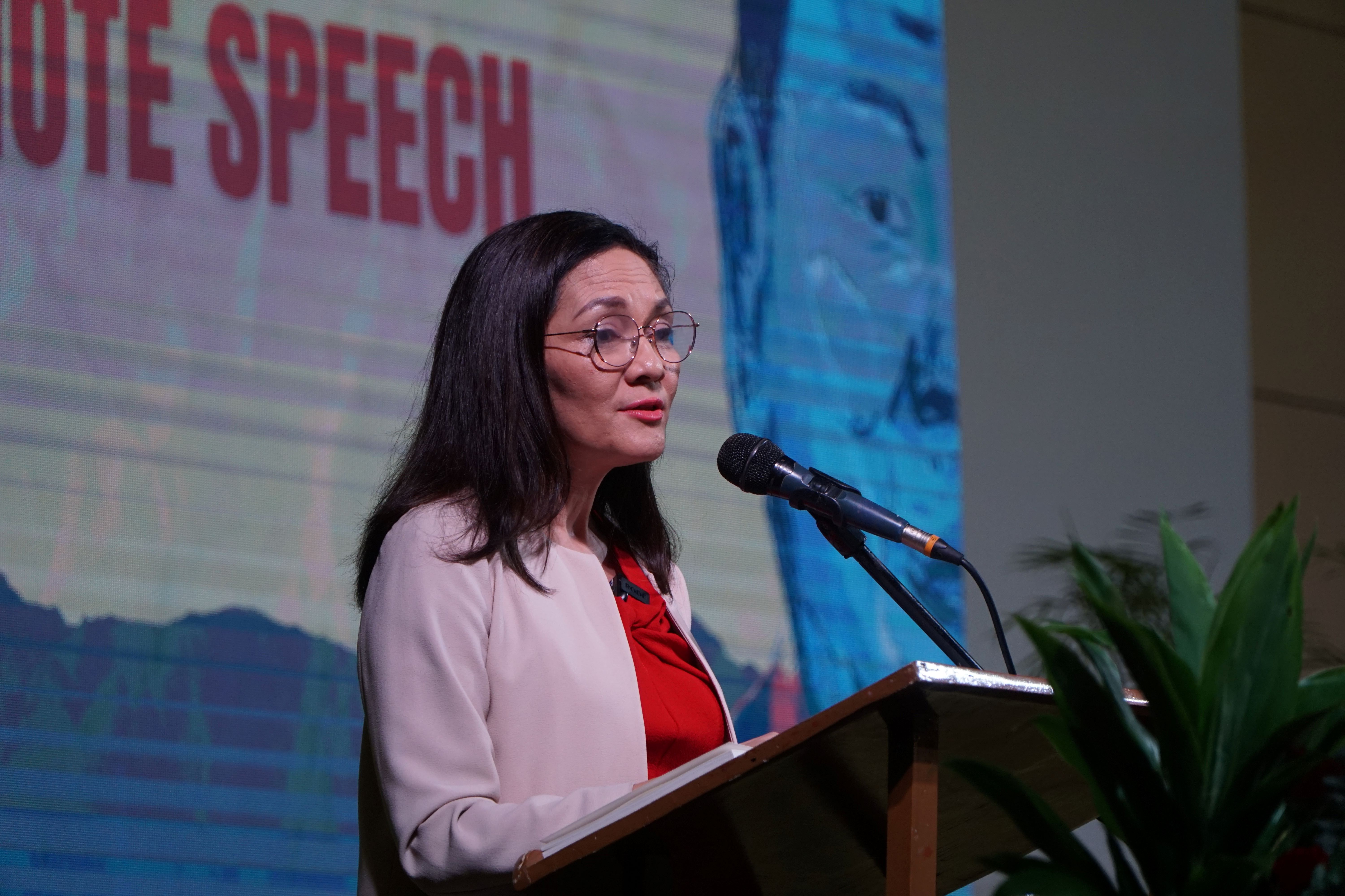 Senator Risa Hontiveros