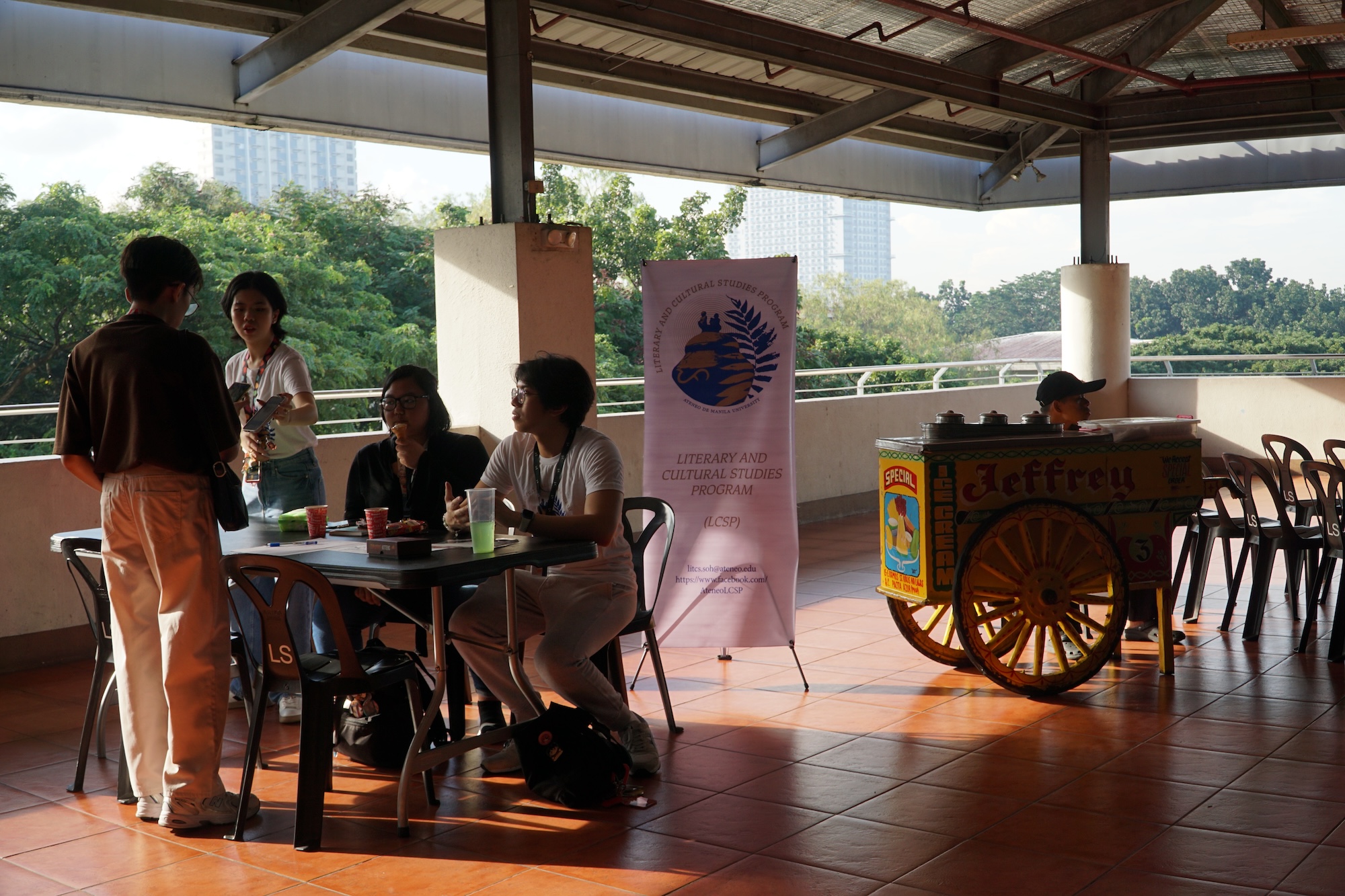 Ice cream and taho on the final day of the festival