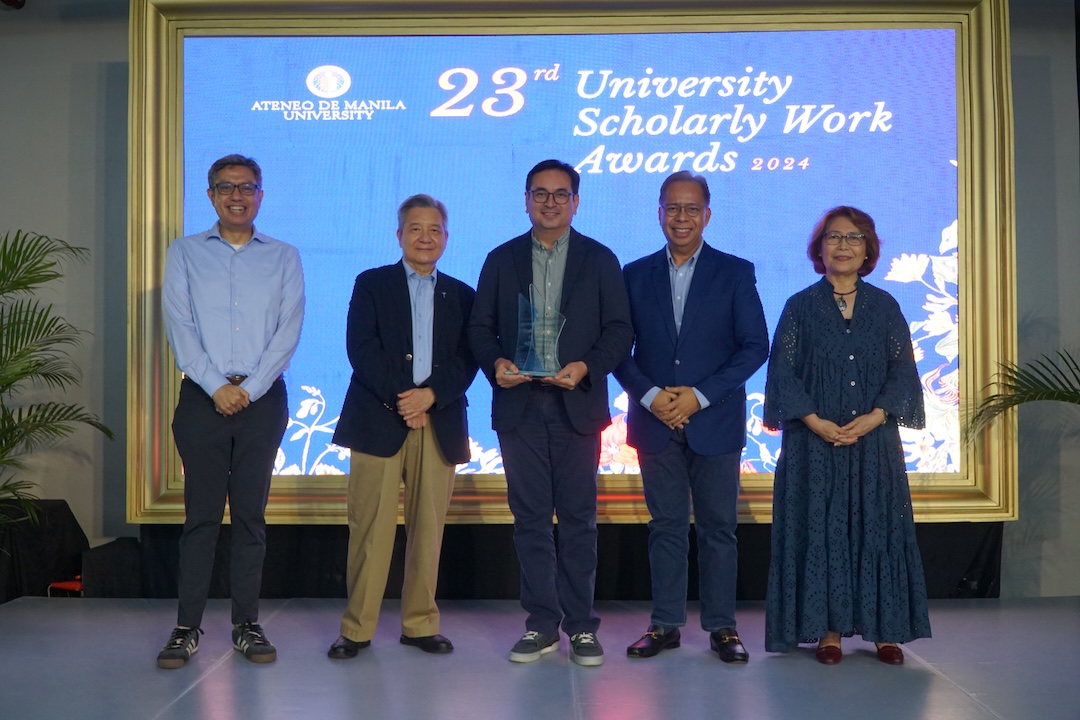 Dr John Luis D Lagdameo representing Outstanding Scholarly Work from JGSOM. Photo: Andrea Bautista