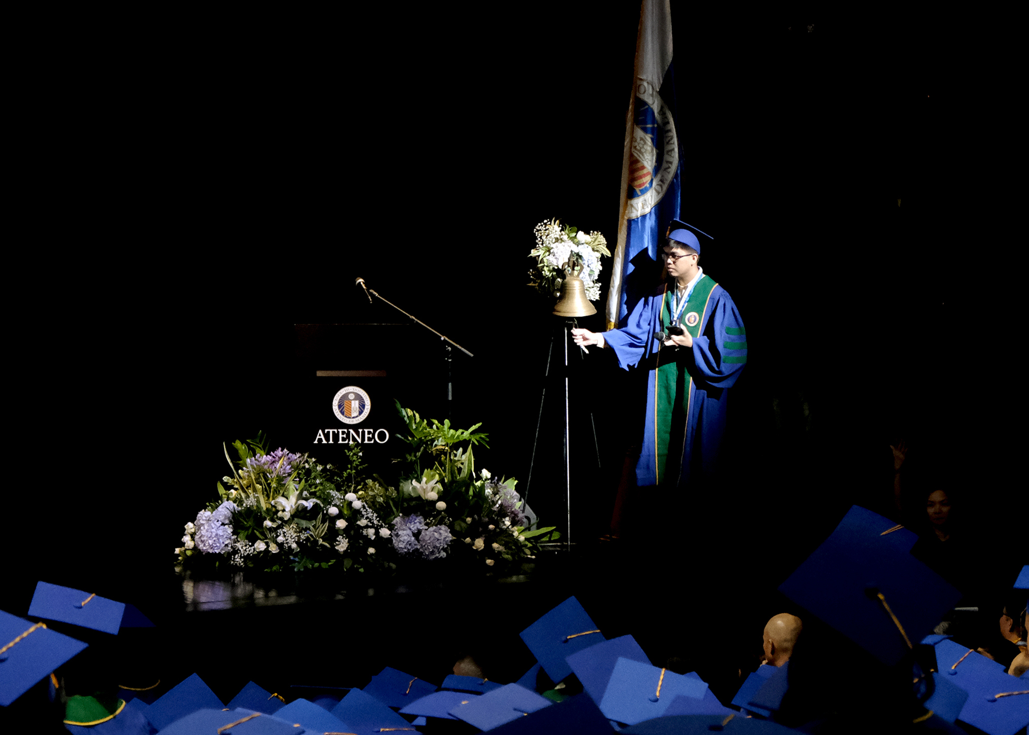 ASMPH Vale ringing the bell 