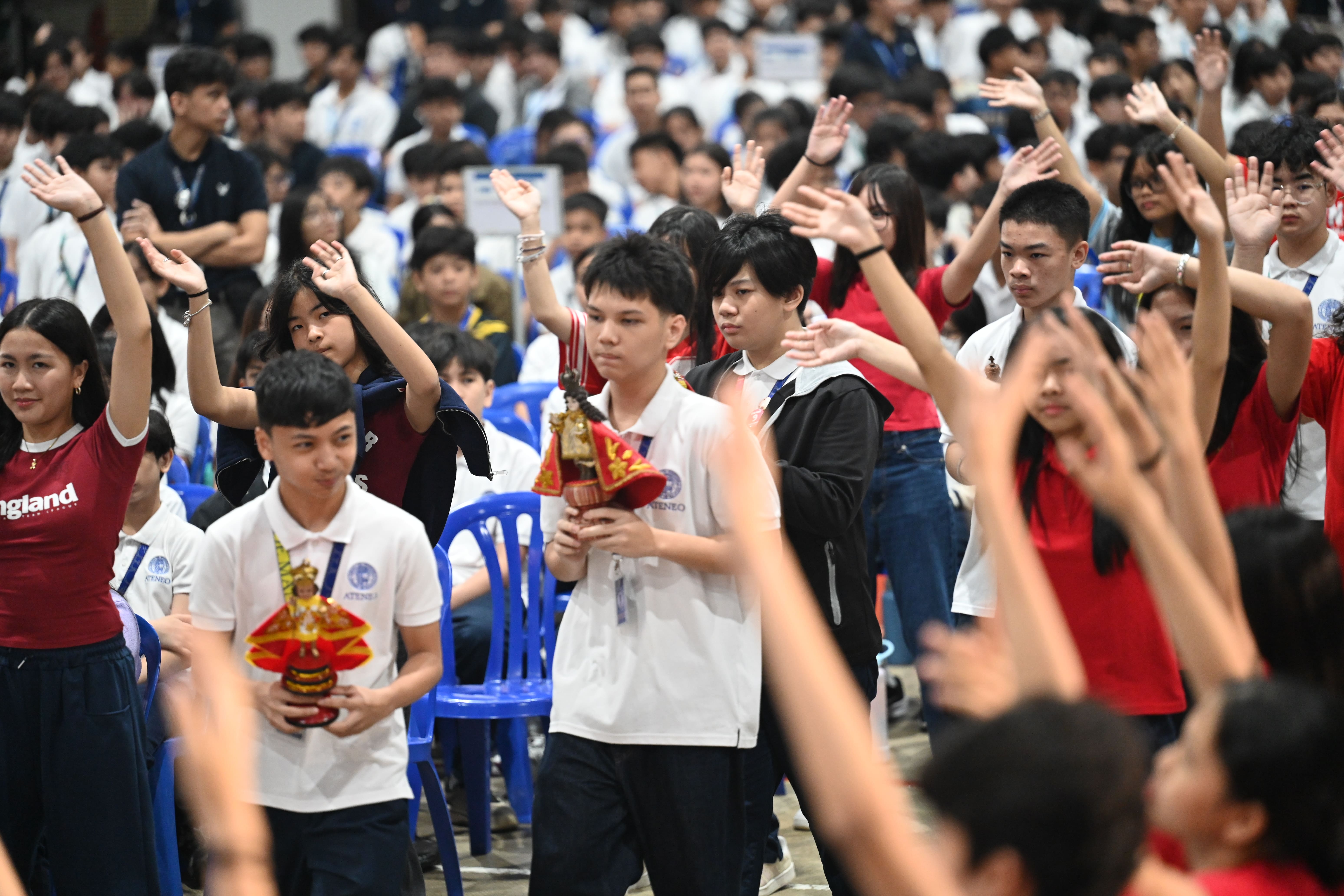 processional of Sto Niño images 