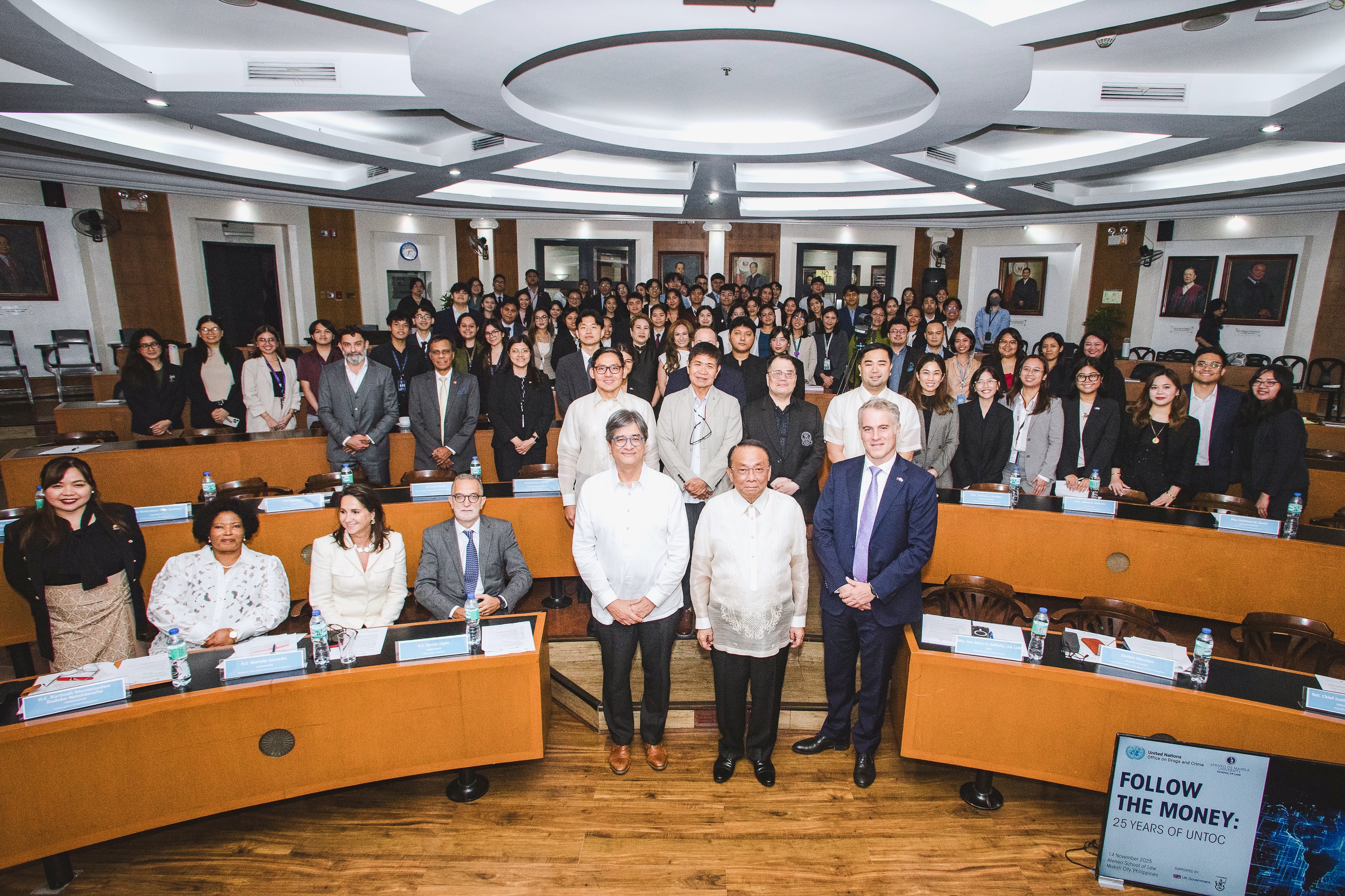 ALS_Followthemoney (group)