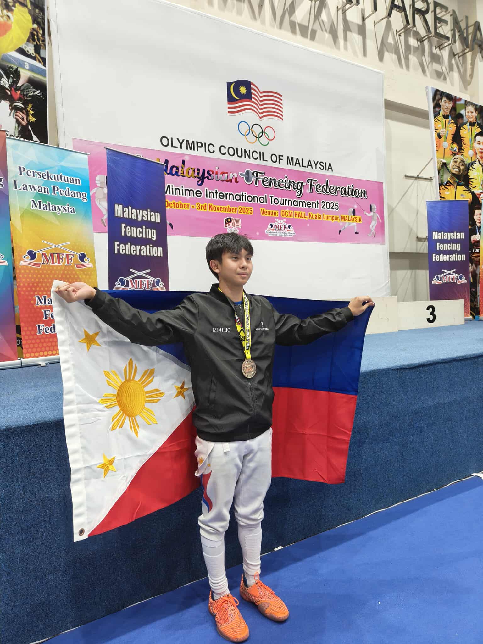 Gold medalist Mairon Moulic