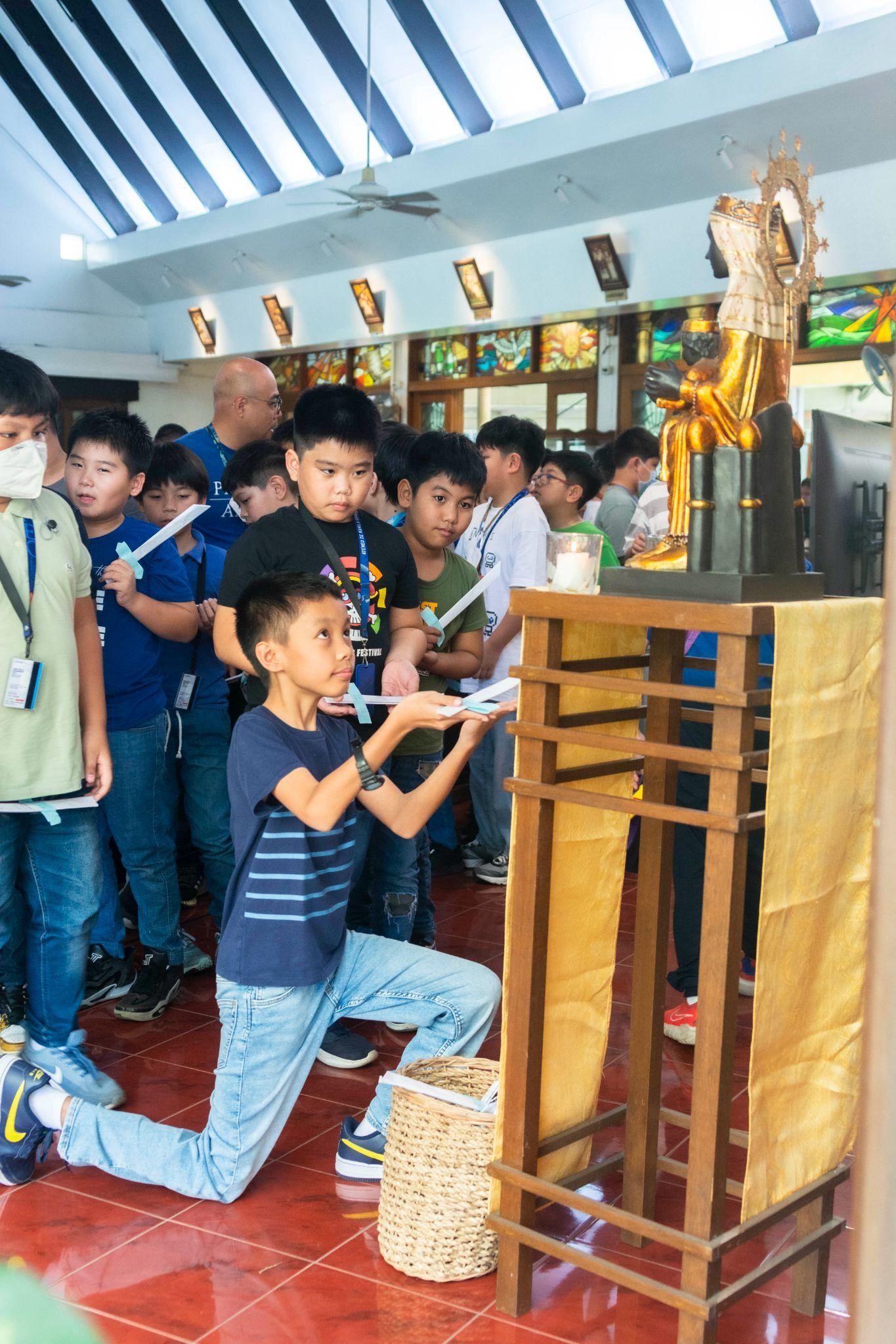 A grade 4 Atenean re-enacts a pivotal moment from St Ignatius' life 