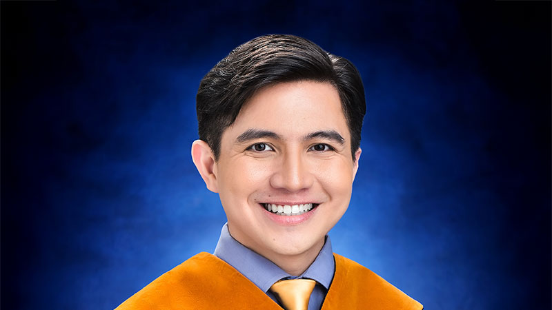 Renzo Enrico DG Blanco