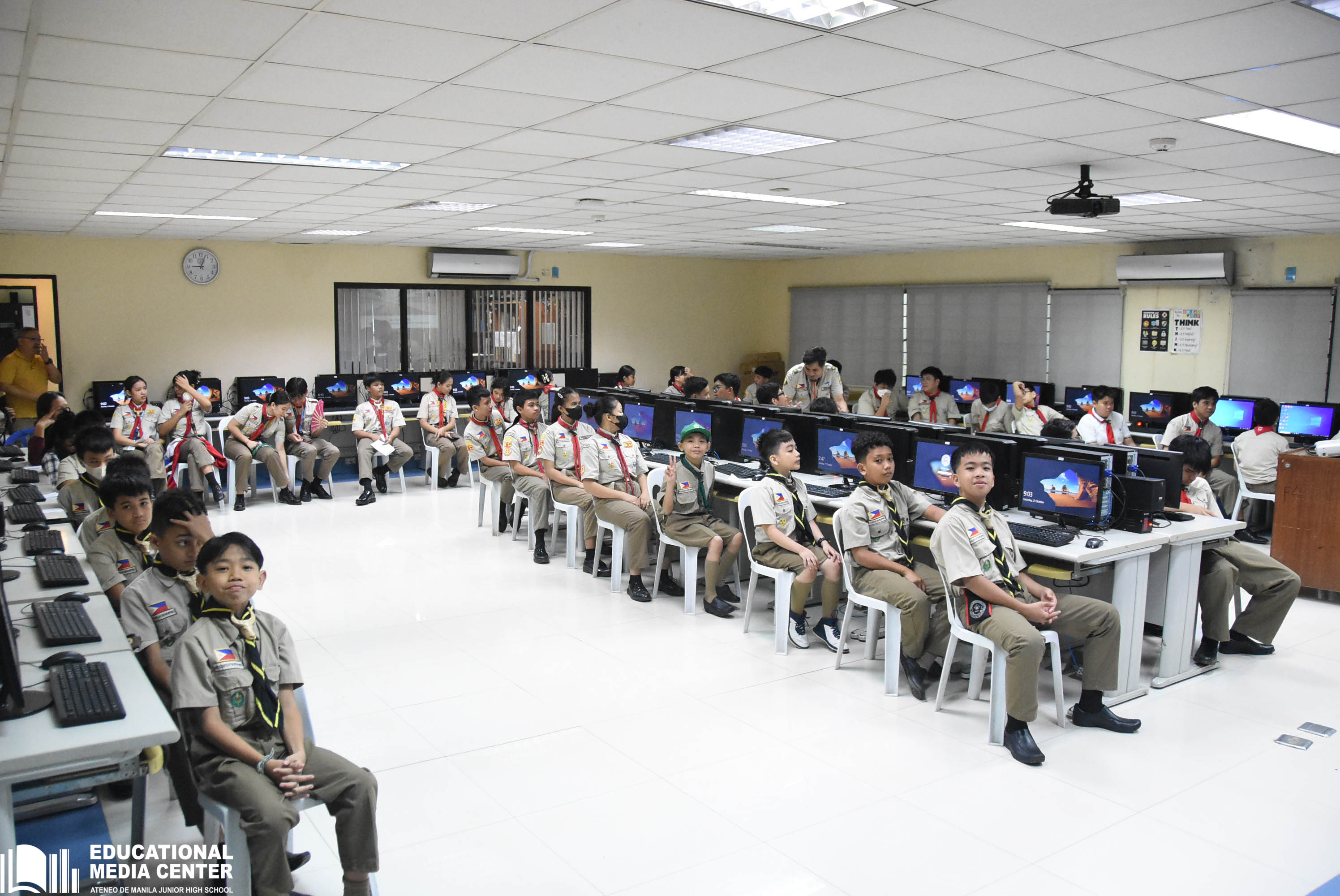 Scouts eagerly awaiting the start of the JOTI in the AJHS Computer Laboratory