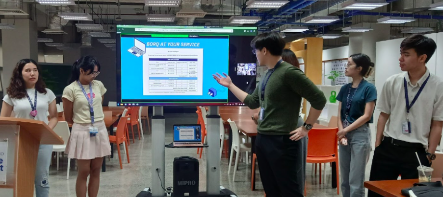 Image: Interns Presenting Their CBIG Week Outputs