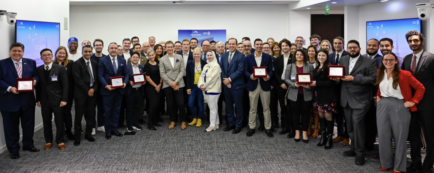 Photo by Mind the Bridge; Group photo of SES 2024 Awardees and Organizing Committee