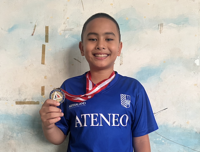 Singles champ Titus Pachica