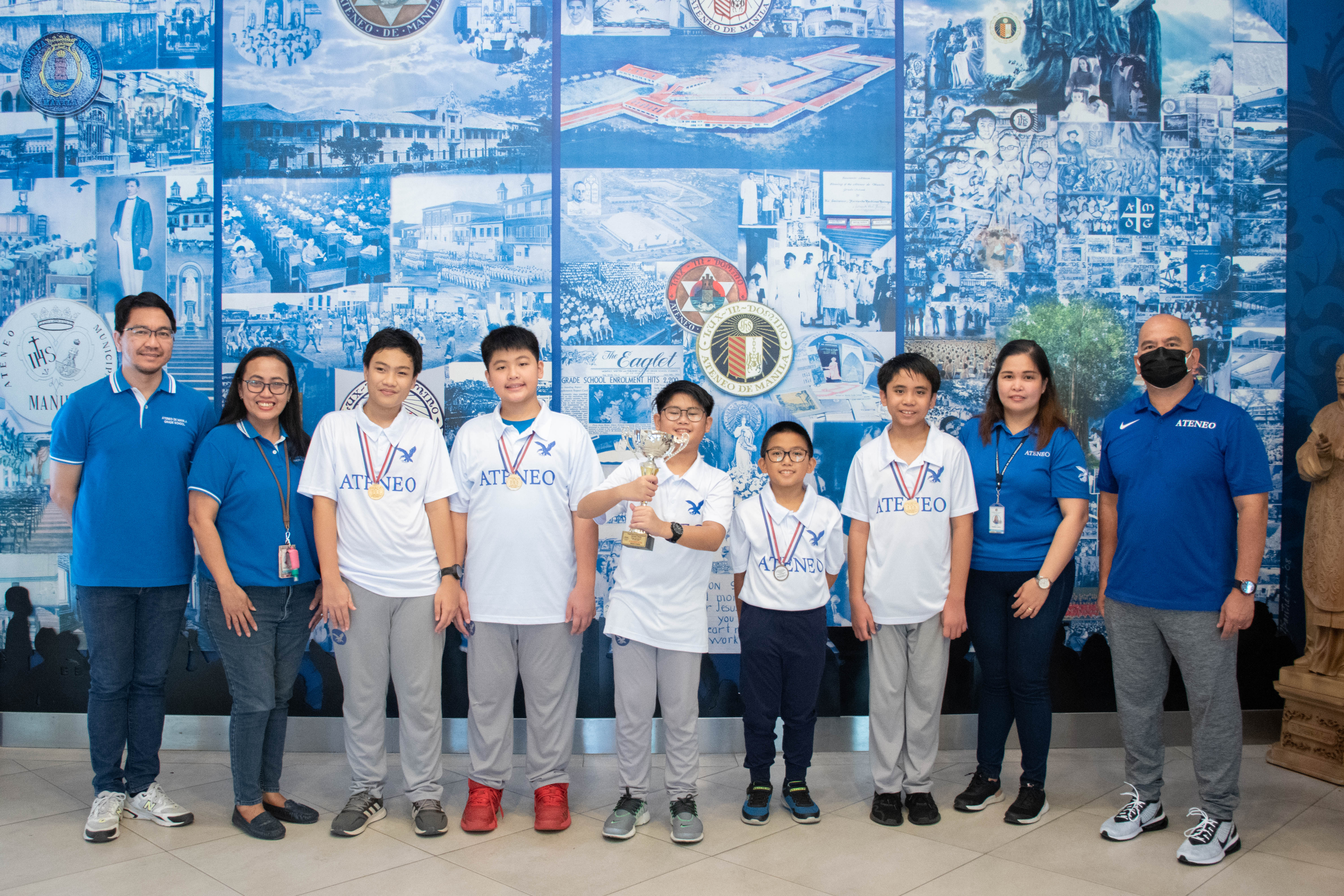 (L-R) Jervy Robles, Virgie Esteves, Elliot Peralta, Marc Fua, Arjay Co, Chio Lainez, Thad Manuel, Joann Toledo-Datu, Sig Villanueva 