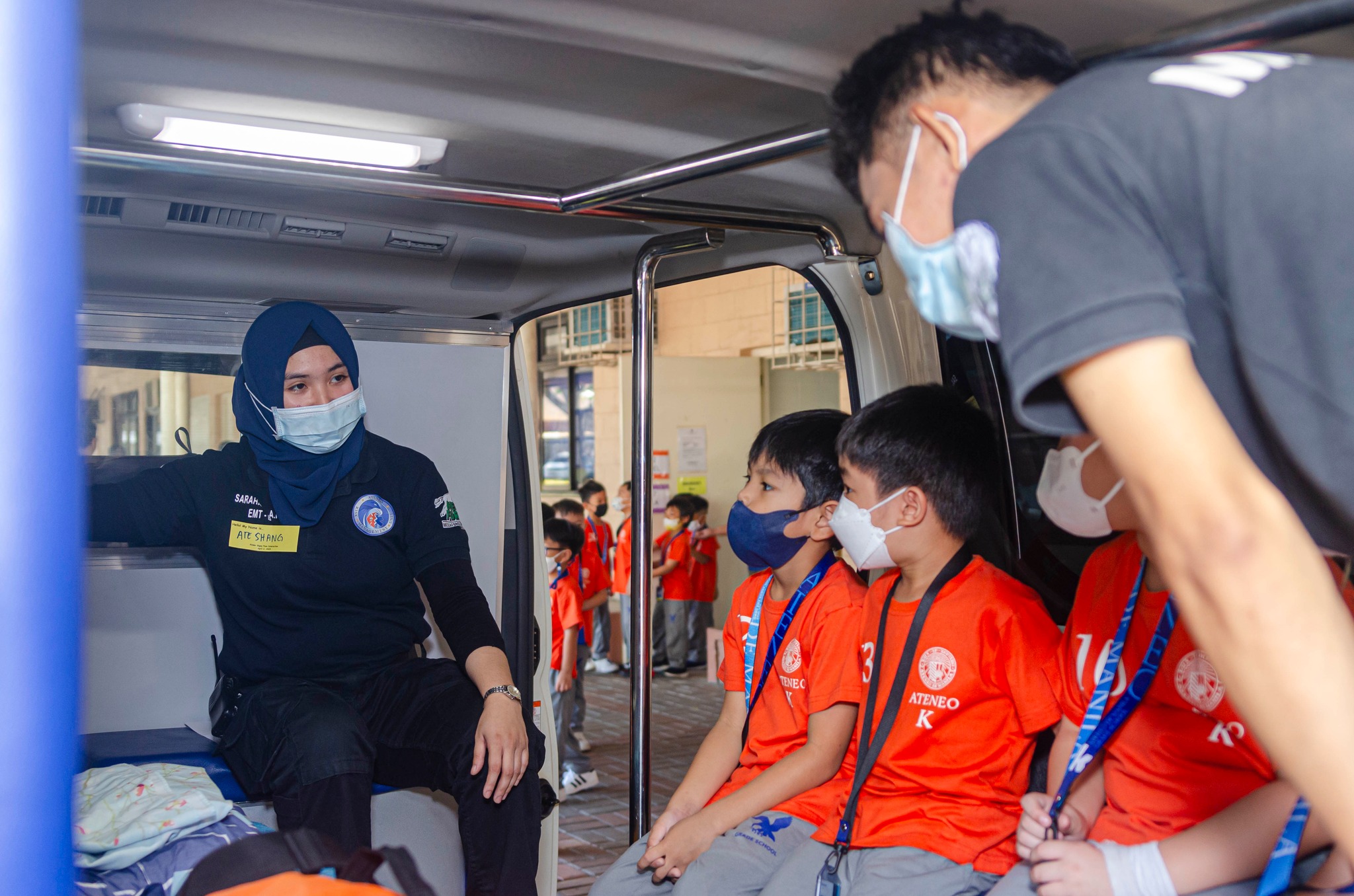 Kinder students aboard the ARMU ambulance