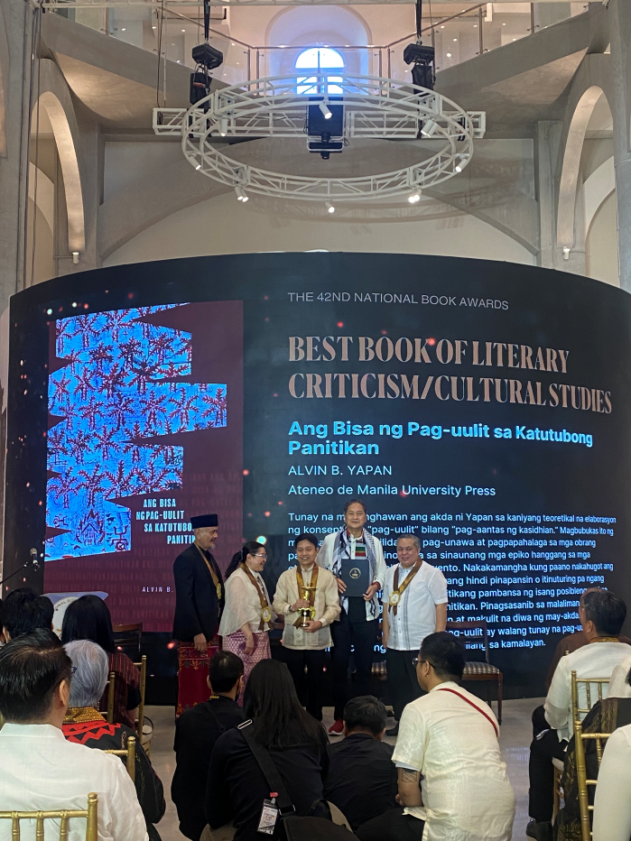 Ang Bisa ng Pag-uulit sa Katutubong Panitikan