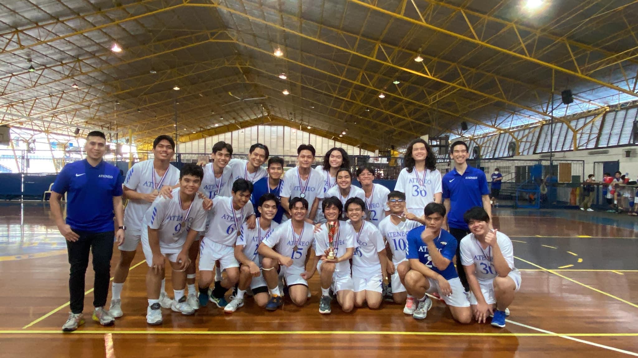 Front row from left: Gian Bahia, Daniel Labao, Tim Batac, Kyan Israel, Kimi Mendoza, Kiann Munsayac, Louis Atinaja, Thirdy Galle, Hans Santos; back row from left: Head coach JP Pareja, Seb Pesalbon, Thirdy Jaymalin, Aedin Hernandez, Pax Berdos, King Razon, Tati Del Rosario, Deign Dato, DM Lunar, Eamonn Fernandez (AJHS), Asst. Coach Micko Rios; not in photo: Ranze Gonzales, Andrei Tirona, and Rosh Santos