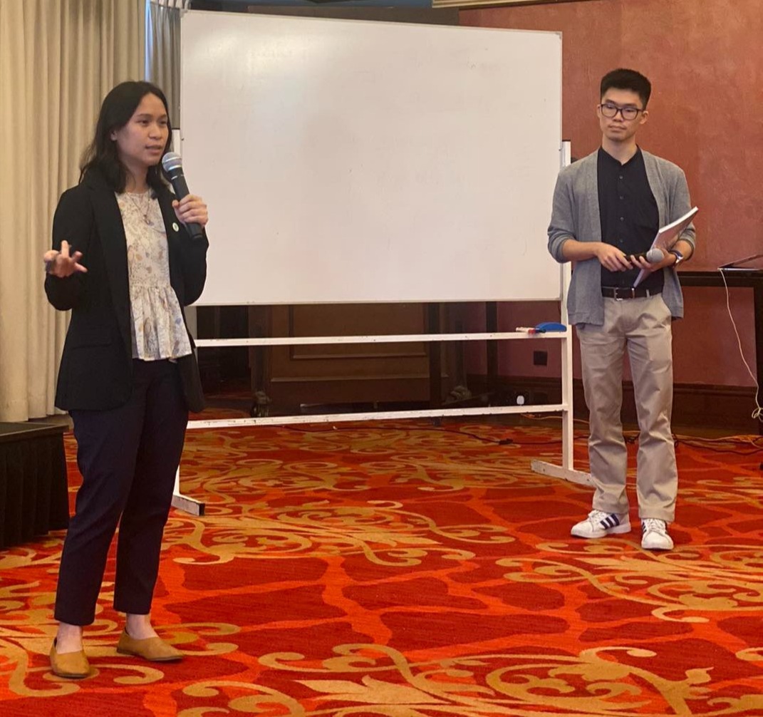 Ms Mijares and Mr Ratilla facilitating the Systems Thinking workshop