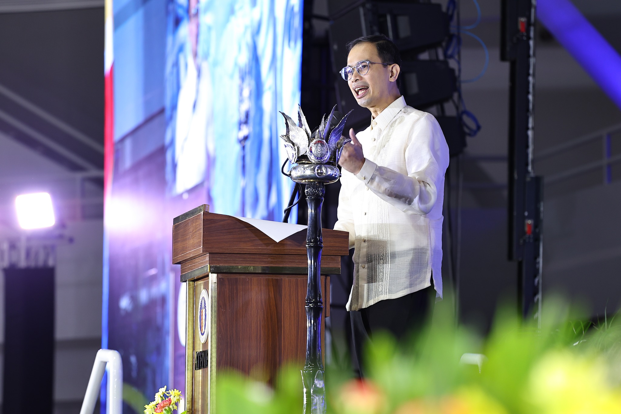 Philip "Boyet" Dy delivers his message to AGS Batch 2025 