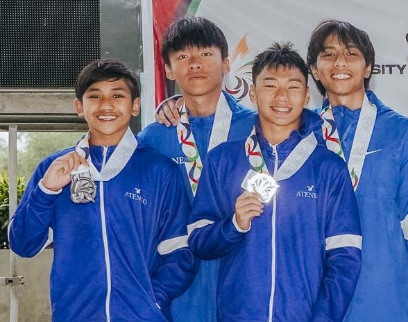 Silver medalists for the 4×100m Medley Relay (from left) Cross Acal,  Marcus Molino, Tylo Alcudia, Miguel Tungul
