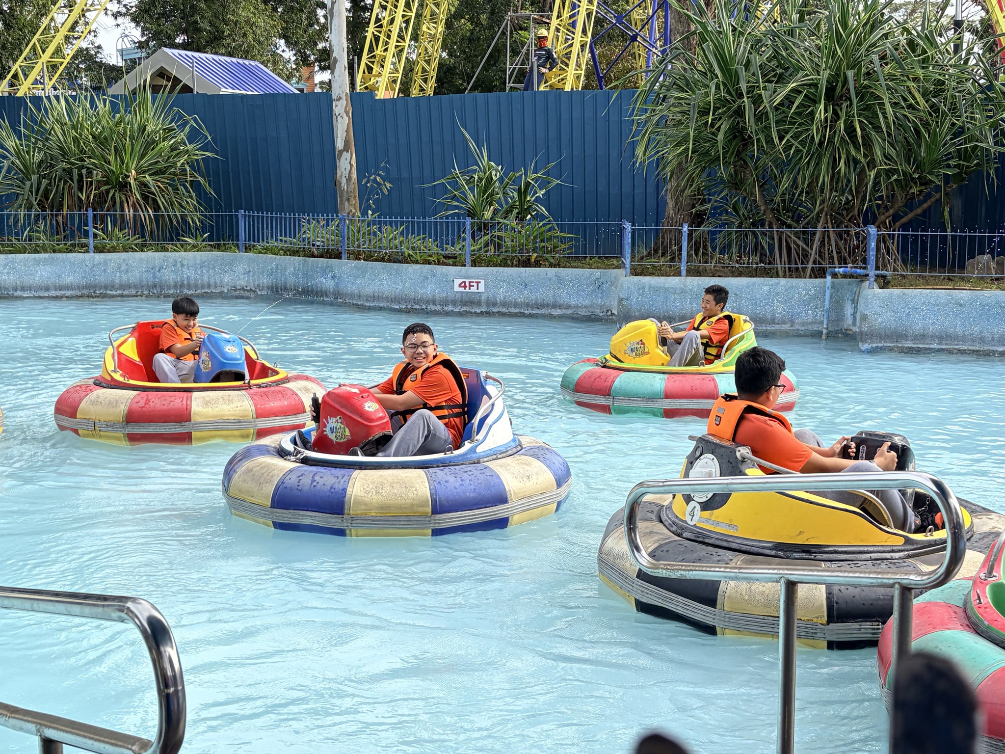 Bump N' Splash Adventure 