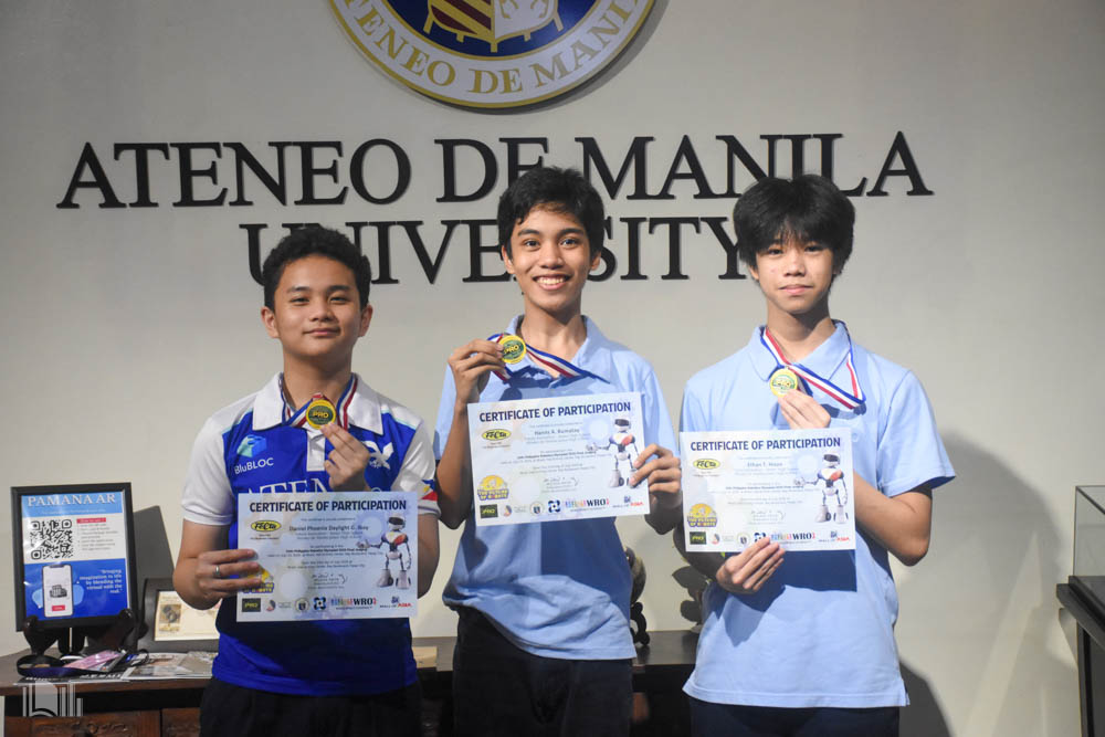 BluBLOC’s Future Innovators Team A was Top 6 in the PRO SHS Category. From left: Daylight Ibay, Hanns Bumatay, Ethan Hizon
