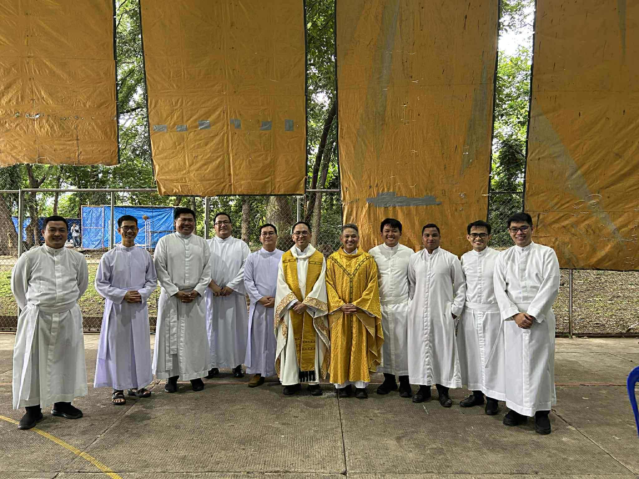 From left: Bro. John Melad SJ, Bro. Cuong Nguyen SJ, Bro. James Santos SJ, Bro. Daven Manubag SJ, Bro. Pok Chakkraphong SJ, Fr. Mamert Mañus SJ (AJHS Chaplain), Fr. Philip Yohan SJ (Presider), Bro. Johnmar Monato SJ, Bro. Jonas Carvalho SJ, Bro. Rex Francis Coz, SJ and Bro. Dom Bulan SJ at the AJHS Votive Mass for the Feast of St. Ignatius of Loyola