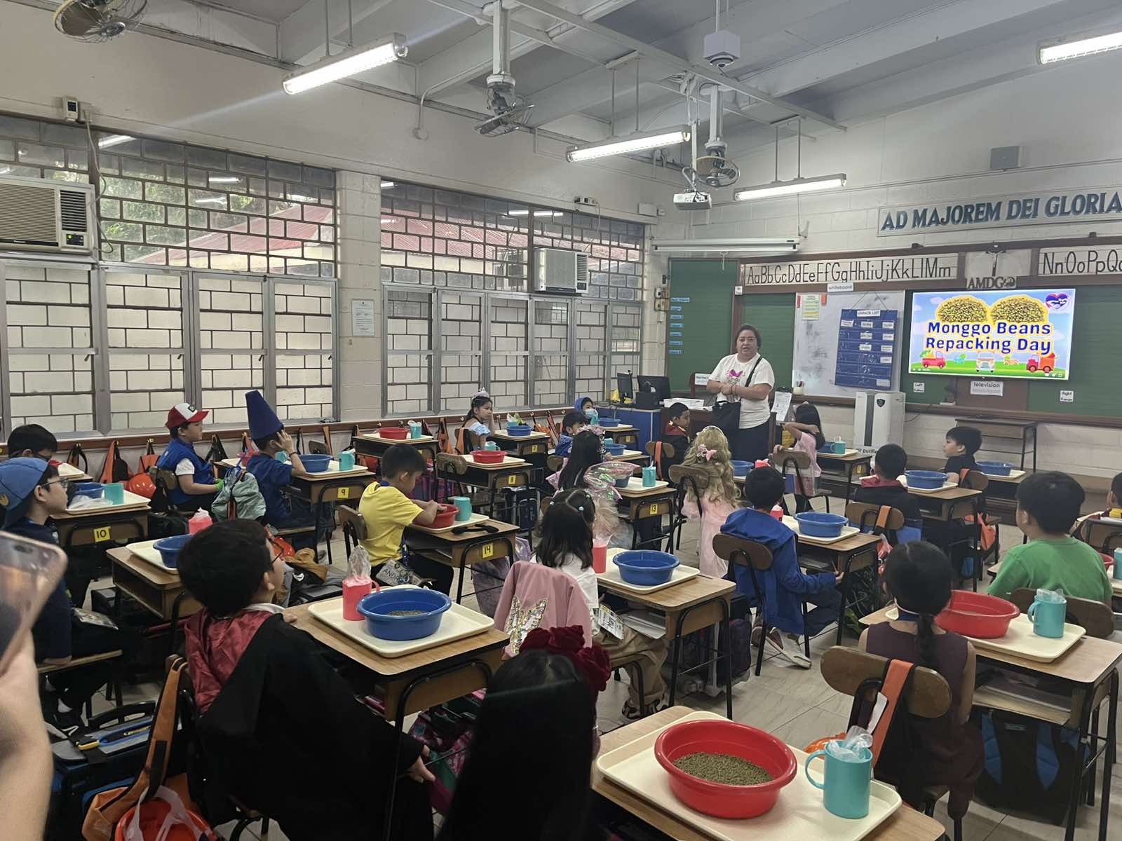 “Big kindness starts with tiny beans!” 🌱💛 Teacher explains the magic behind their monggo mission.