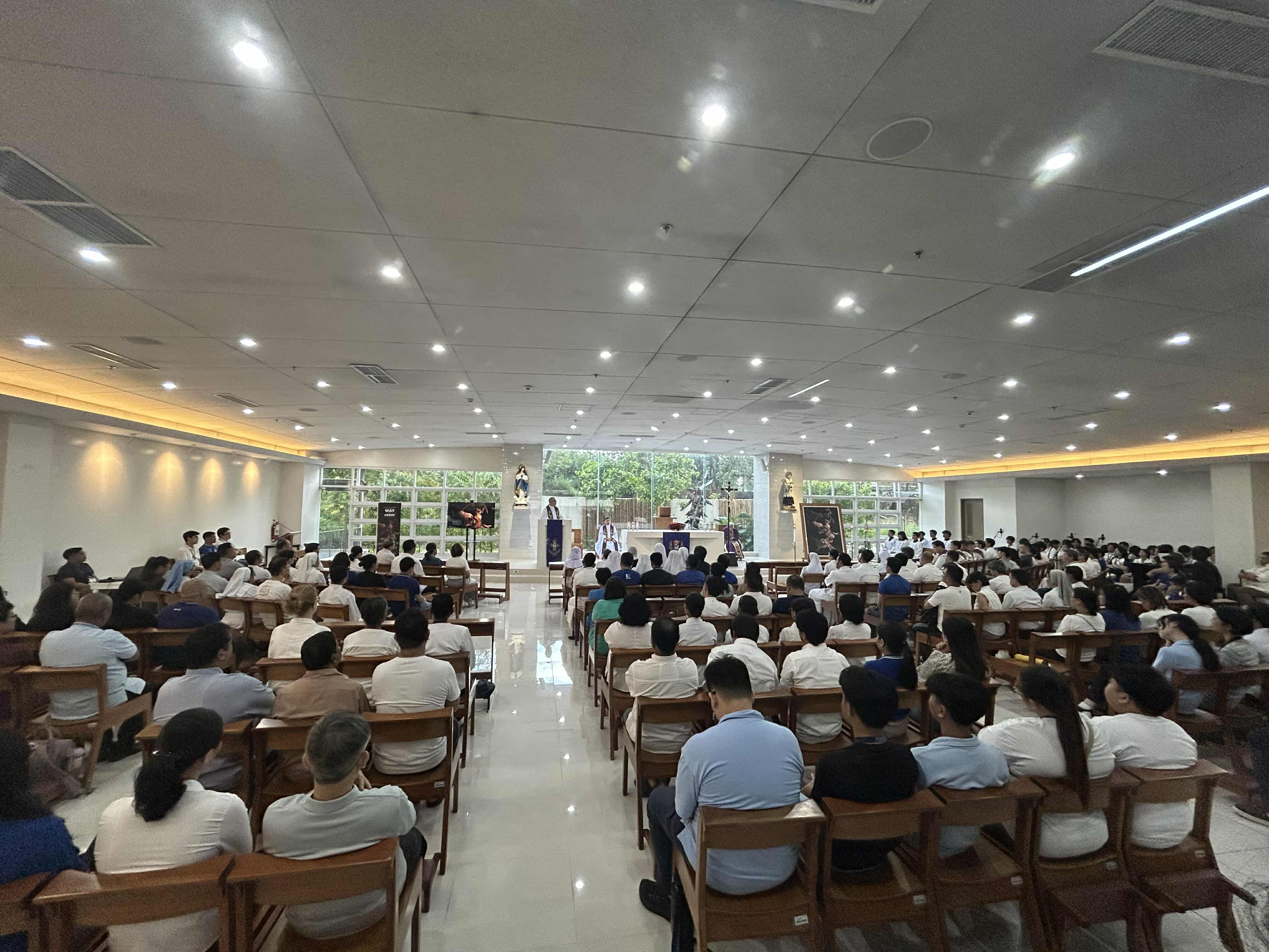 The Way of the Cross begins with a Mass in the ASHS St Aloysius Gonzaga Chapel 