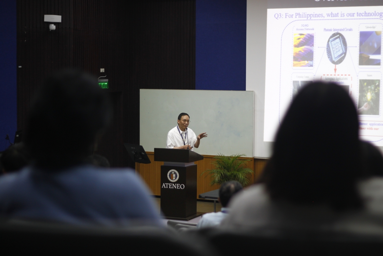 Speaking to a packed auditorium of students and professionals from various schools and institutions, Dr. Benjamin B. Dingel discussed the Ateneo ROSES Laboratory’s commitment to build the Philippines’ optical sciences and photonics engineering capabilities. SOURCE: ROSES Lab, 2026