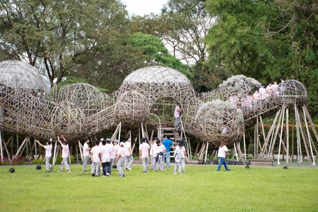 Field trip on Arete grounds  