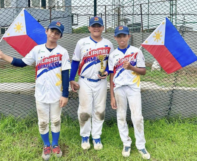 (L-R) Lazaro, Ignacio, Gonzalez of the Philippine Samurais 