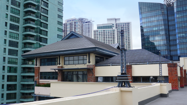 Ateneo Rockwell Campus roof deck