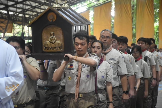 A first-class relic— a bone fragment— of St. Ignatius of Loyola was present at the Mass. The relic will be available for public veneration at the Kostka Chapel during school hours until 8 August 2025.
