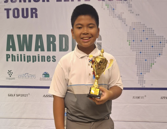 Luis Espinosa Boys' 10-12 Champion  