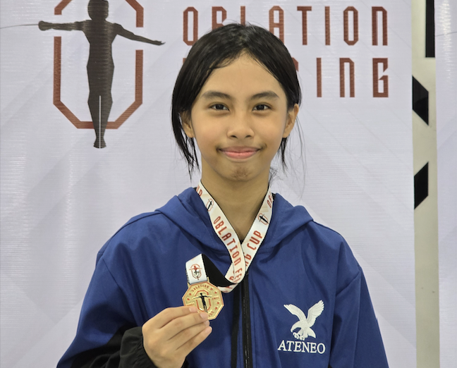 Jowie Cabaccan won gold at the Oblation Fencing Cup 2025  