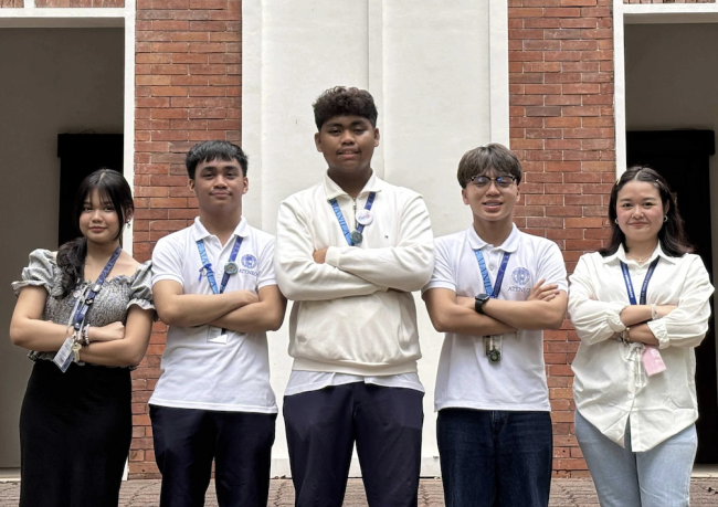 (L-R) Leah Joy Rivera, Benj Castro, Felix Saludar, Adi Serrano, Claire Denise Ramirez  