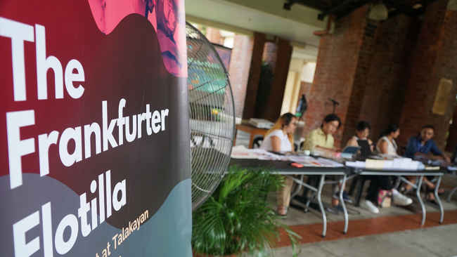 The Frankfurter Flotilla