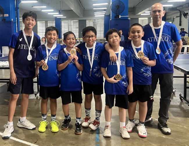 From left: Seve Santos, Philo Go, Karl Guanio, Marius Allas, Rafa Tongson, Titus Pachica, and Coach Leo Raymundo 