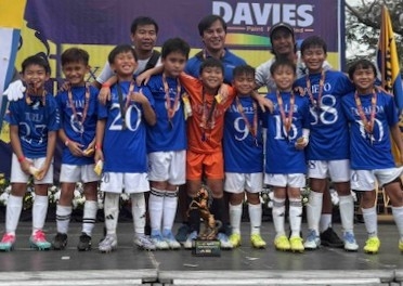 Front row from left: Jacob Turla, Daniel Adams, Joaquin dela Fuente, Alexander Adams, Paco Molina, Knox Angeles, Arby Soller, Andres Prieto, Diego Tagarda; back row from left: Johnson Lee, Sean Alli, Mark Maravilla