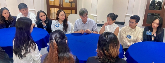 ALS_Scholars with Dean Joey