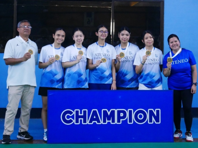 From left to right: Coach Raul Albarece, Team Captain Roj Medrano, Mia Benasa, Thia Bautista, Princess Leonen, Oracle Abaya, Coach Luisa Quitalig-Reyes